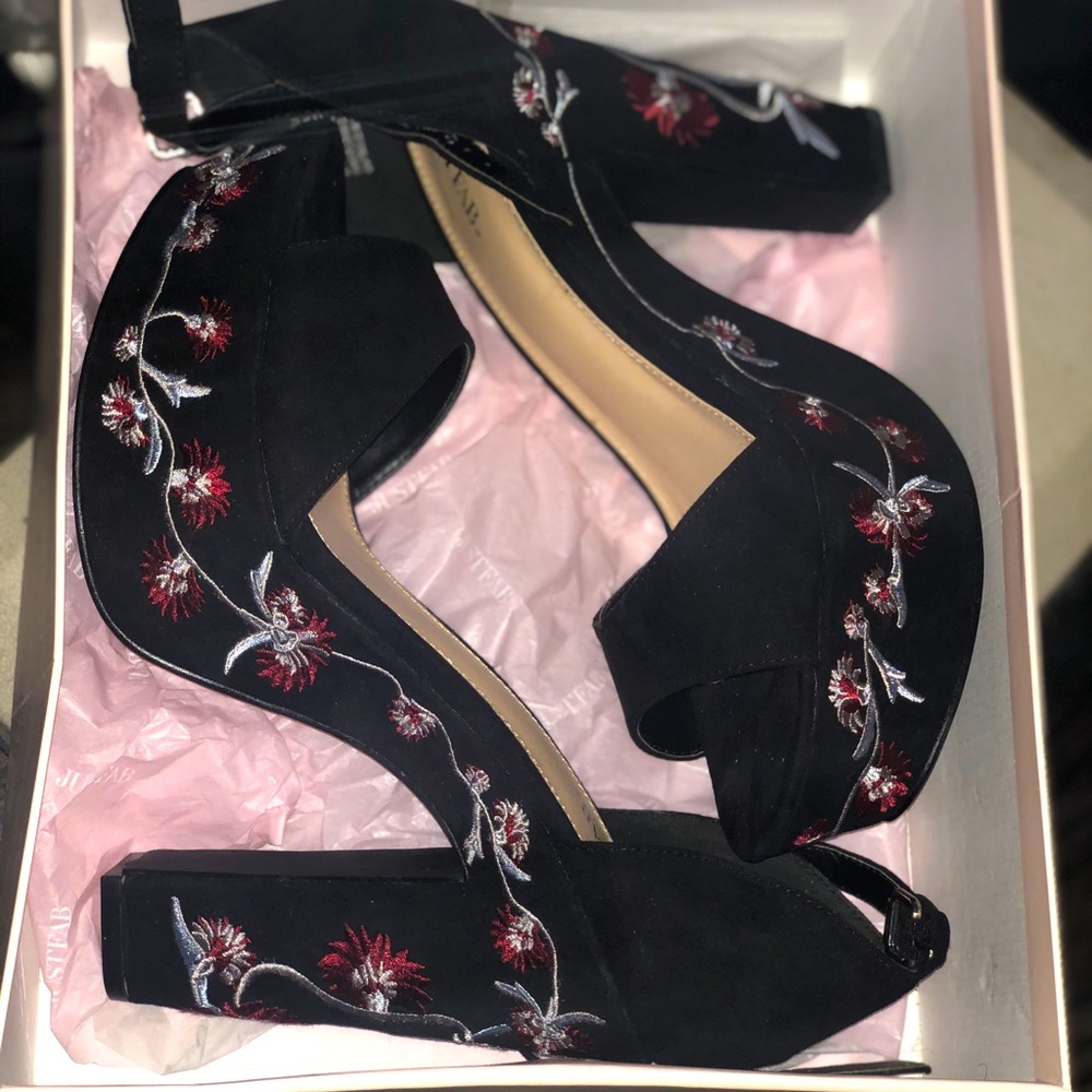 Platform chunky heels